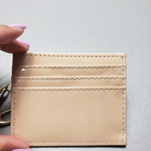 3/$15 bundle lot of 2 key chain faux fur round bag and 3 slot card holder - Picture 2 of 11